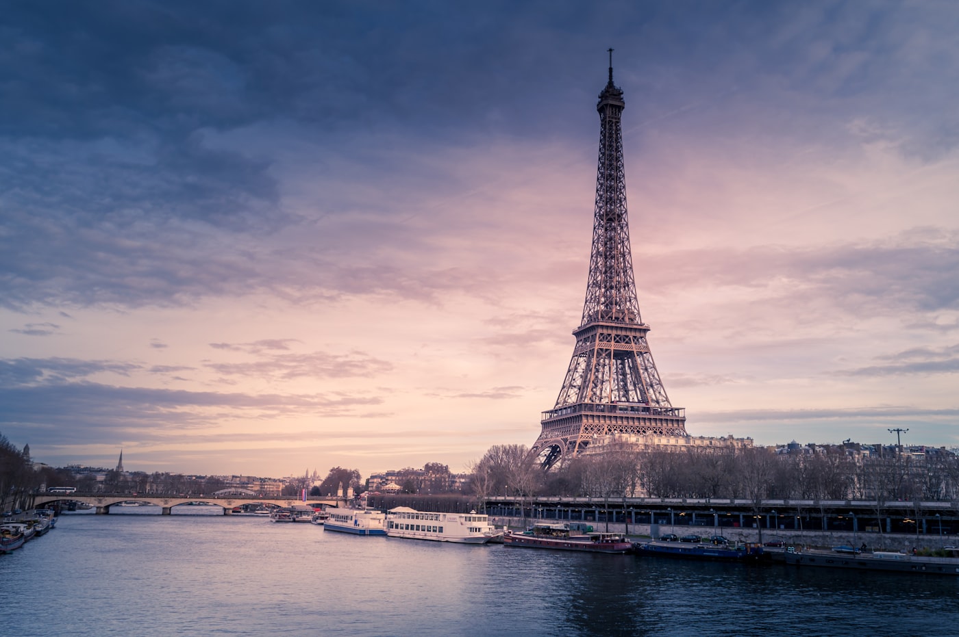 Paris destination context for Mumbai to Paris flights